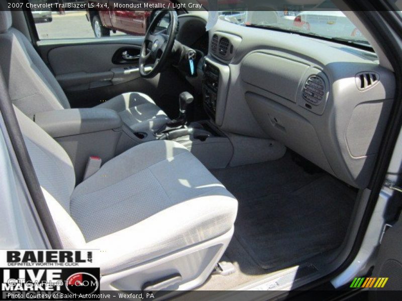 Moondust Metallic / Light Gray 2007 Chevrolet TrailBlazer LS 4x4