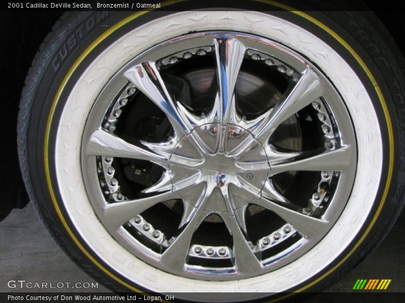 Bronzemist / Oatmeal 2001 Cadillac DeVille Sedan