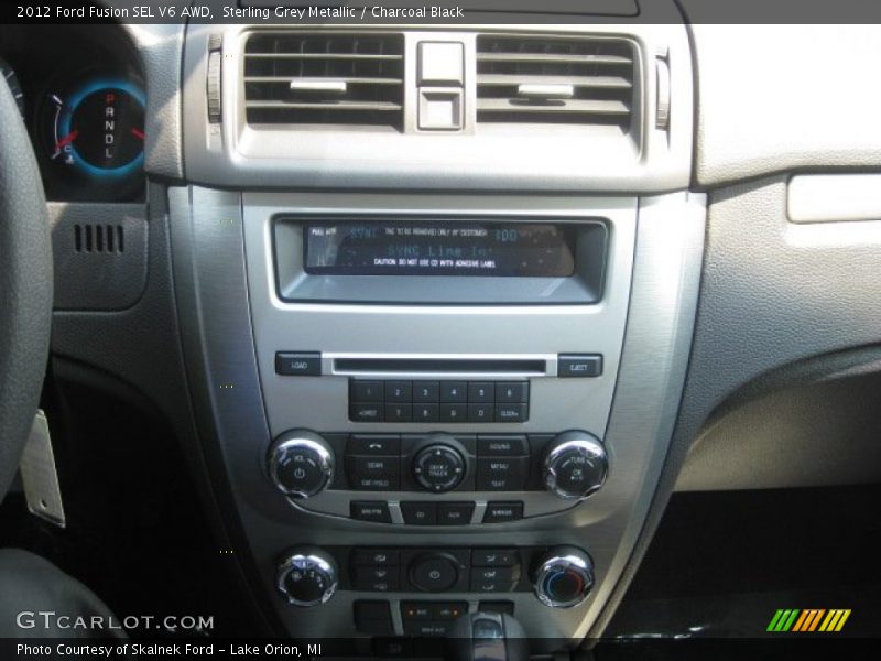 Controls of 2012 Fusion SEL V6 AWD