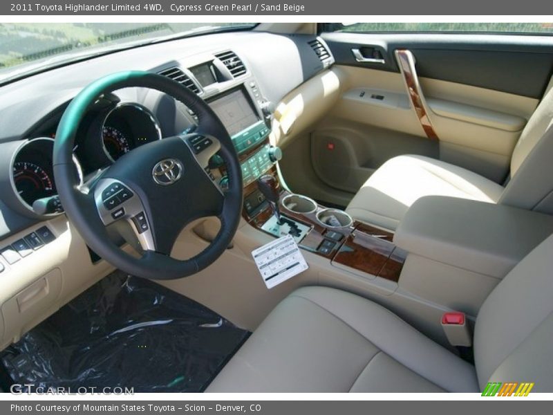 Cypress Green Pearl / Sand Beige 2011 Toyota Highlander Limited 4WD