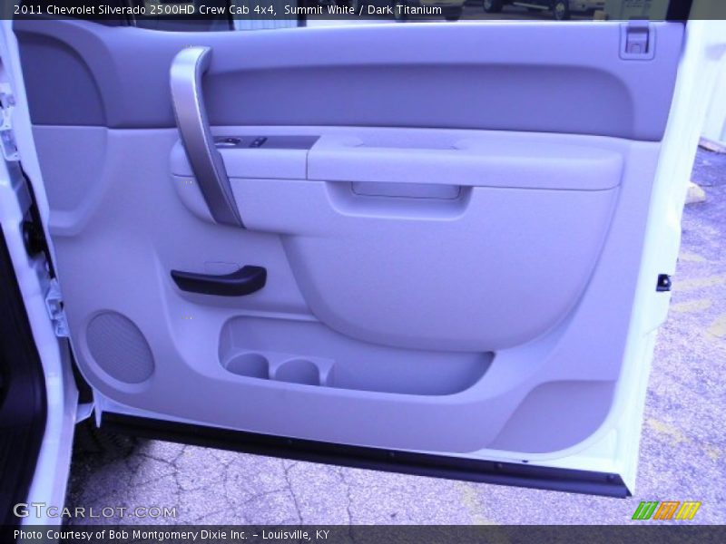 Summit White / Dark Titanium 2011 Chevrolet Silverado 2500HD Crew Cab 4x4