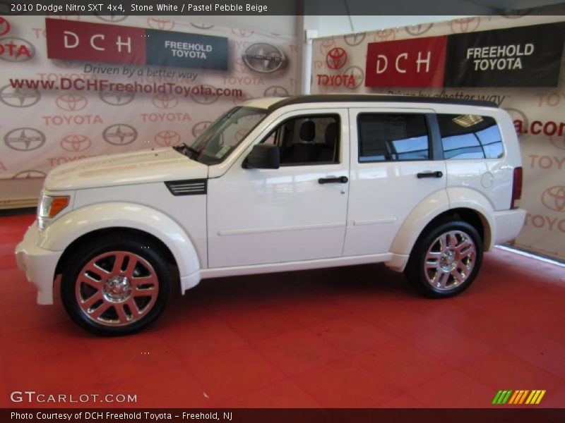 Stone White / Pastel Pebble Beige 2010 Dodge Nitro SXT 4x4