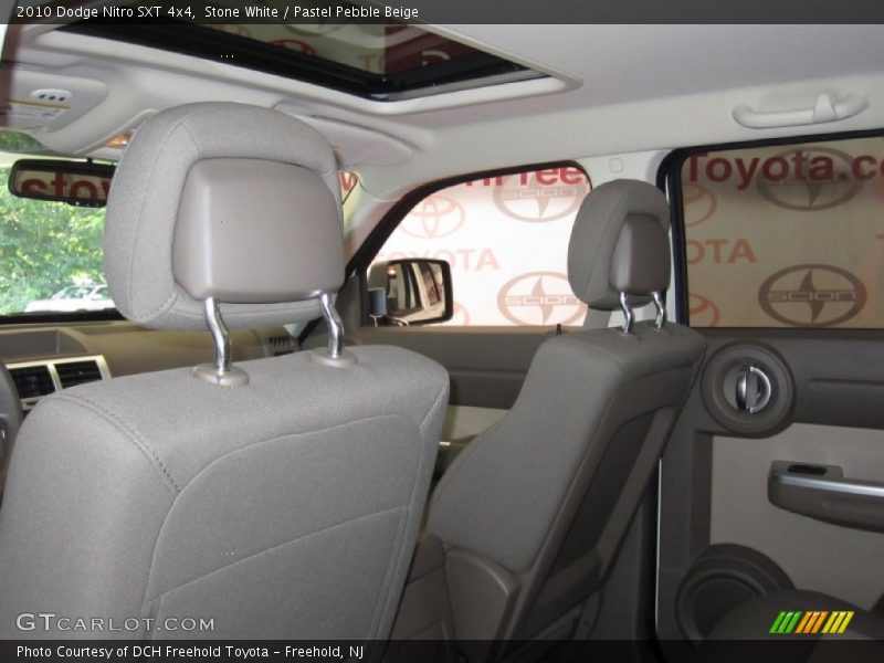 Stone White / Pastel Pebble Beige 2010 Dodge Nitro SXT 4x4