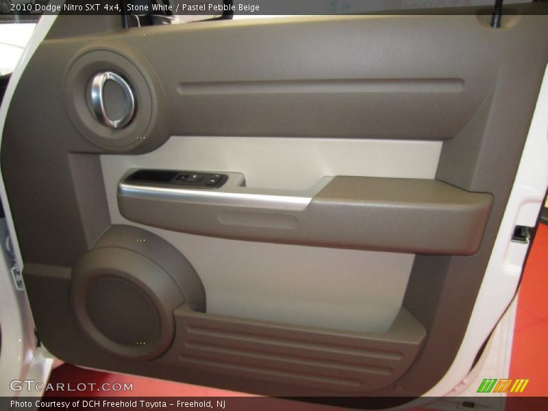 Stone White / Pastel Pebble Beige 2010 Dodge Nitro SXT 4x4