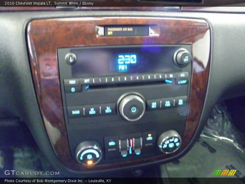 Summit White / Ebony 2010 Chevrolet Impala LT
