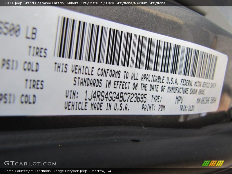 Mineral Gray Metallic / Dark Graystone/Medium Graystone 2011 Jeep Grand Cherokee Laredo
