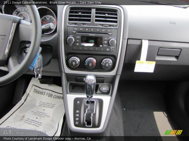 Bright Silver Metallic / Dark Slate Gray 2011 Dodge Caliber Mainstreet