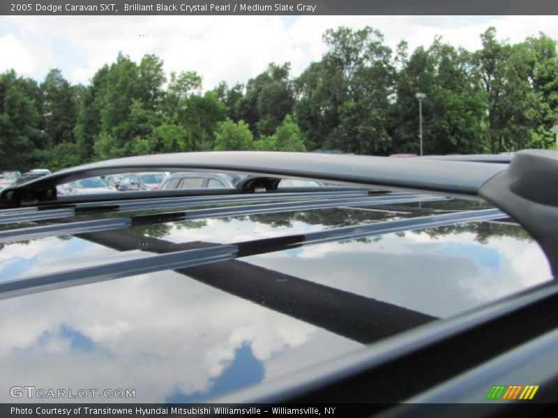 Brilliant Black Crystal Pearl / Medium Slate Gray 2005 Dodge Caravan SXT