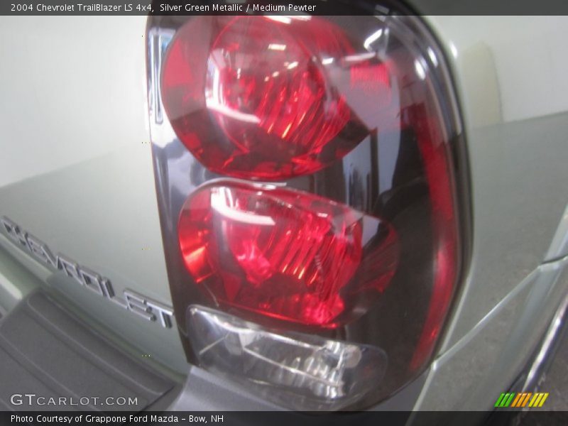 Silver Green Metallic / Medium Pewter 2004 Chevrolet TrailBlazer LS 4x4