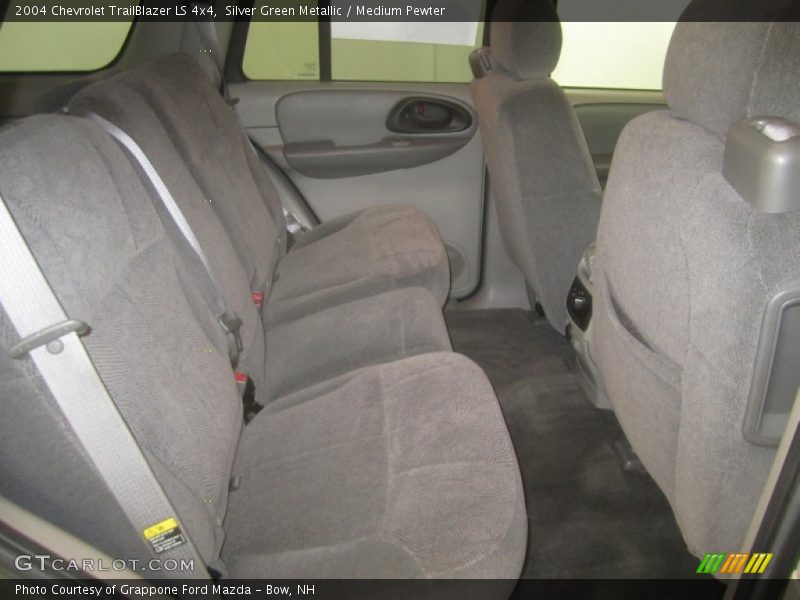Silver Green Metallic / Medium Pewter 2004 Chevrolet TrailBlazer LS 4x4