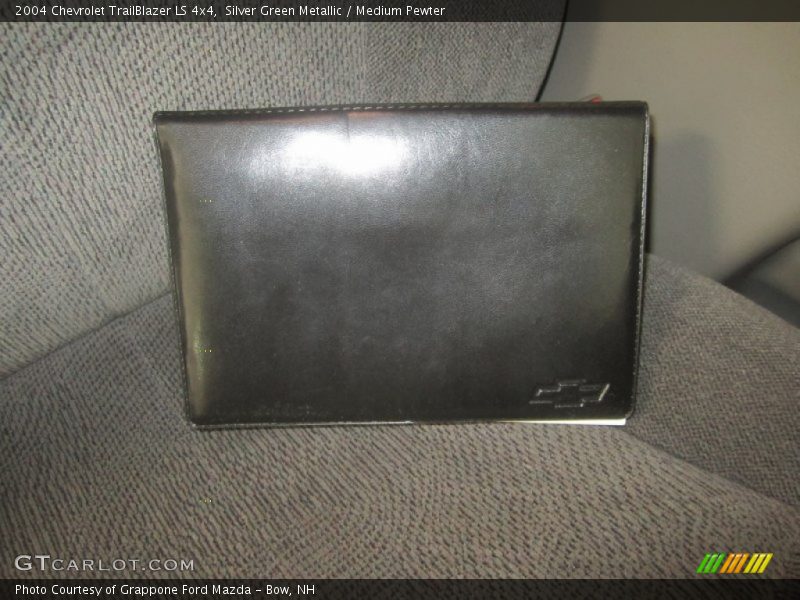 Silver Green Metallic / Medium Pewter 2004 Chevrolet TrailBlazer LS 4x4
