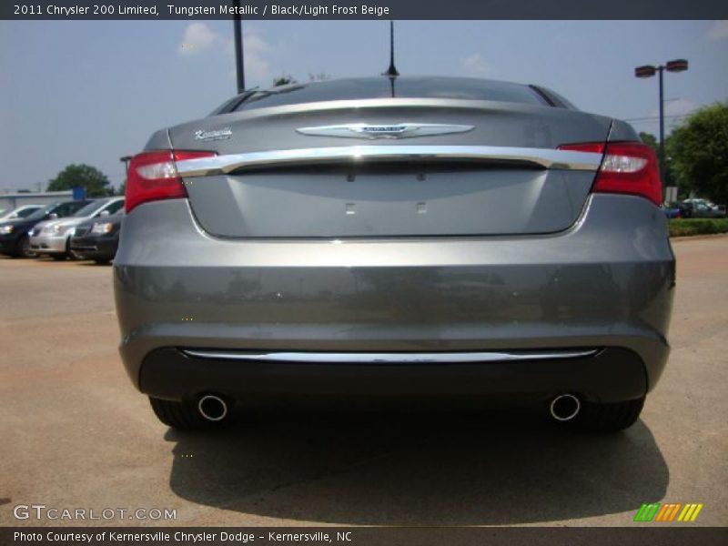 Tungsten Metallic / Black/Light Frost Beige 2011 Chrysler 200 Limited