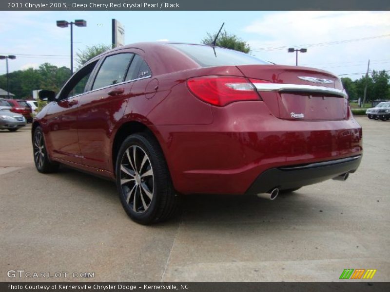 Deep Cherry Red Crystal Pearl / Black 2011 Chrysler 200 S