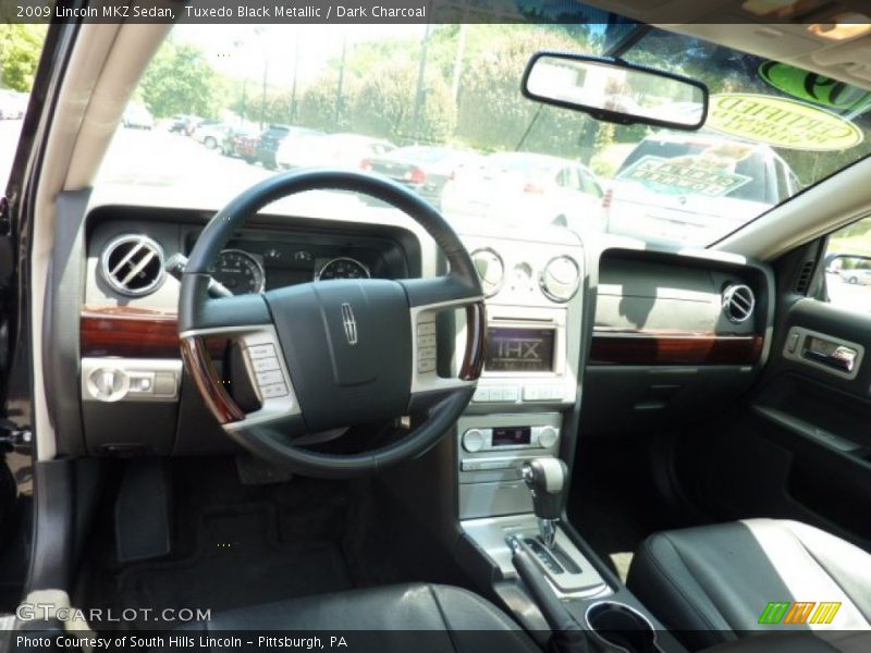 Tuxedo Black Metallic / Dark Charcoal 2009 Lincoln MKZ Sedan