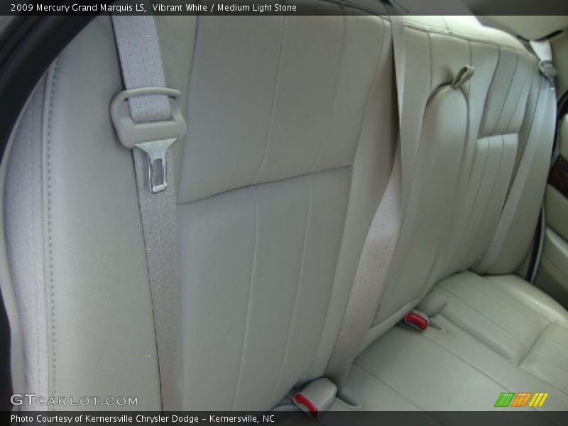 Vibrant White / Medium Light Stone 2009 Mercury Grand Marquis LS