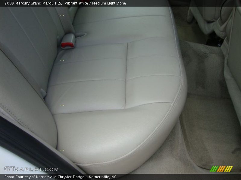 Vibrant White / Medium Light Stone 2009 Mercury Grand Marquis LS