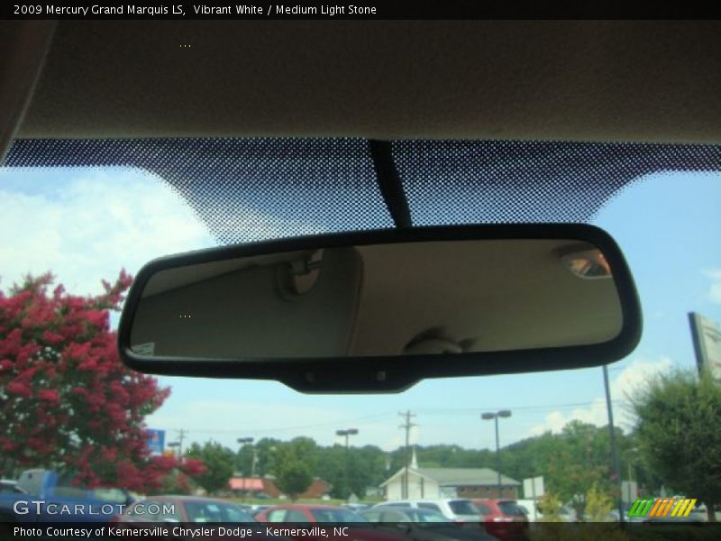 Vibrant White / Medium Light Stone 2009 Mercury Grand Marquis LS