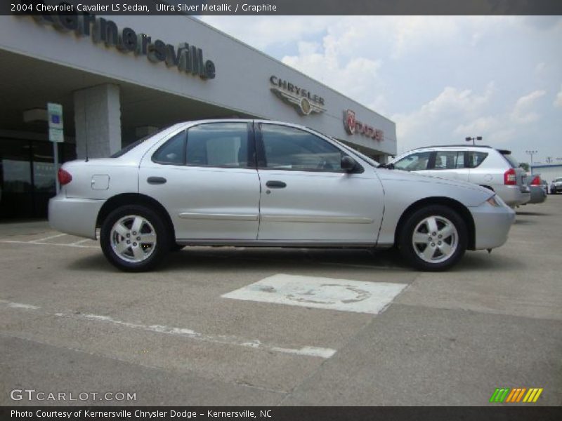 Ultra Silver Metallic / Graphite 2004 Chevrolet Cavalier LS Sedan