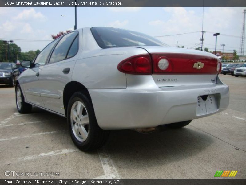 Ultra Silver Metallic / Graphite 2004 Chevrolet Cavalier LS Sedan