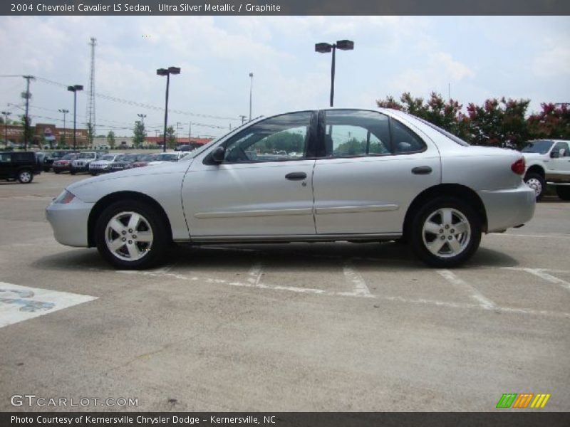 Ultra Silver Metallic / Graphite 2004 Chevrolet Cavalier LS Sedan