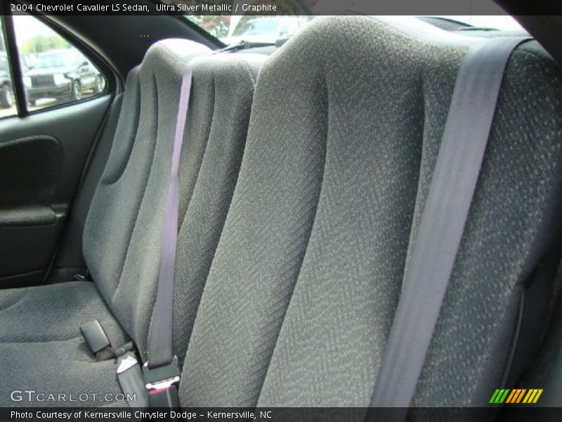 Ultra Silver Metallic / Graphite 2004 Chevrolet Cavalier LS Sedan