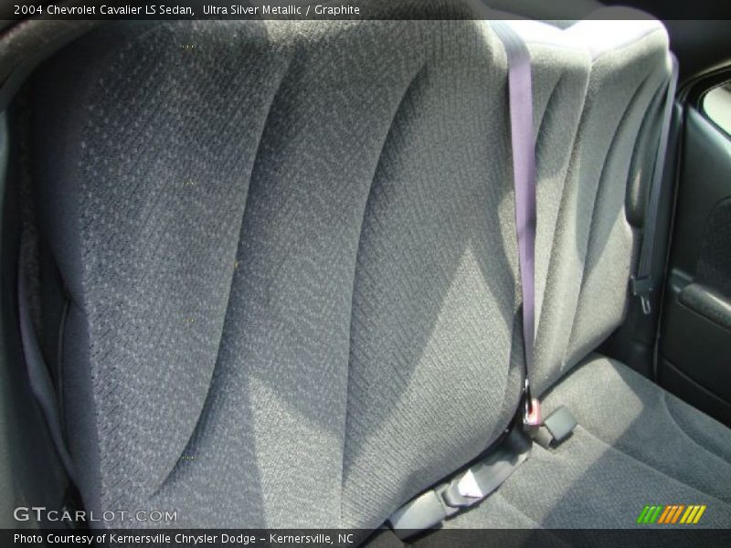 Ultra Silver Metallic / Graphite 2004 Chevrolet Cavalier LS Sedan