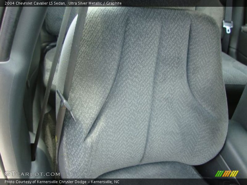 Ultra Silver Metallic / Graphite 2004 Chevrolet Cavalier LS Sedan