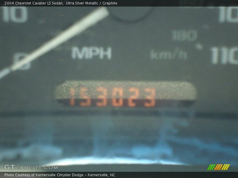 Ultra Silver Metallic / Graphite 2004 Chevrolet Cavalier LS Sedan
