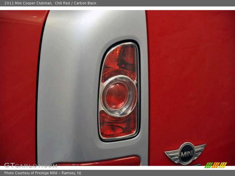 Chili Red / Carbon Black 2011 Mini Cooper Clubman