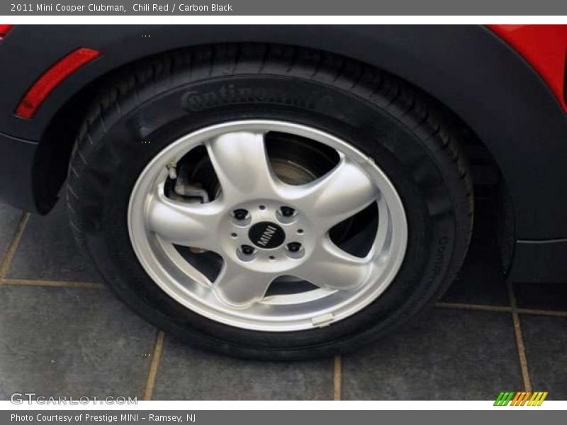 Chili Red / Carbon Black 2011 Mini Cooper Clubman