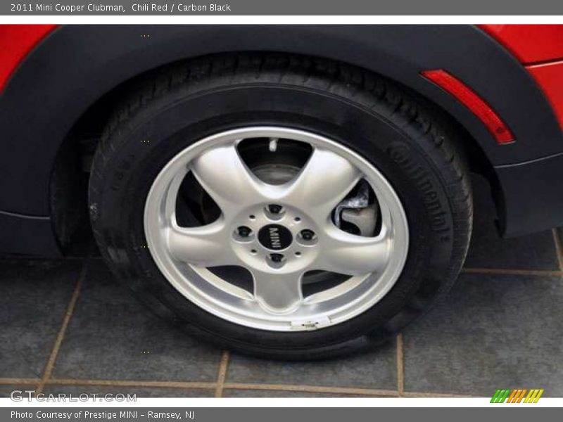 Chili Red / Carbon Black 2011 Mini Cooper Clubman