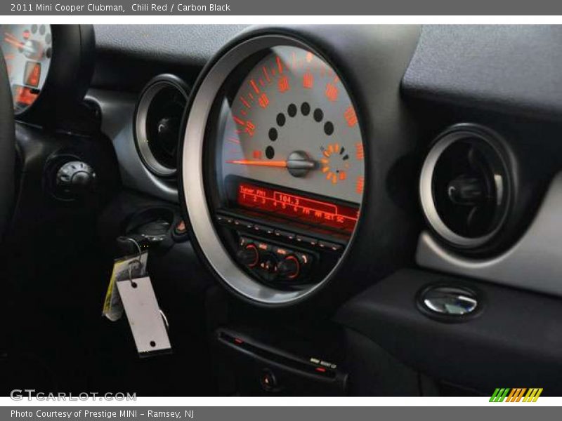 Chili Red / Carbon Black 2011 Mini Cooper Clubman