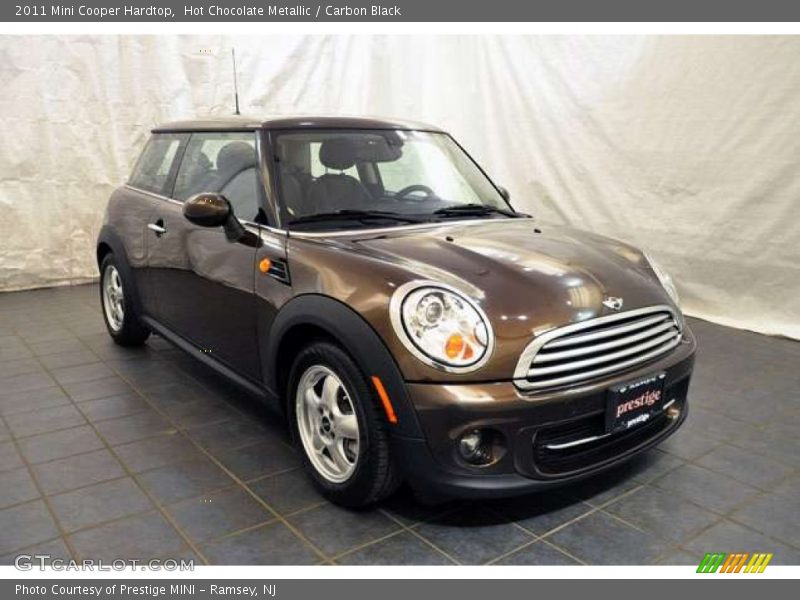 Hot Chocolate Metallic / Carbon Black 2011 Mini Cooper Hardtop