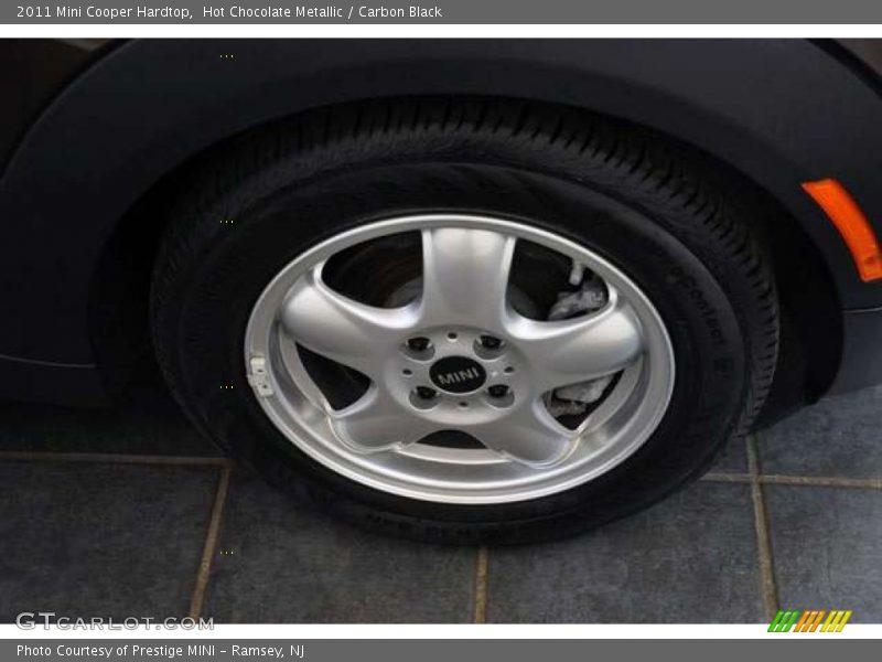Hot Chocolate Metallic / Carbon Black 2011 Mini Cooper Hardtop