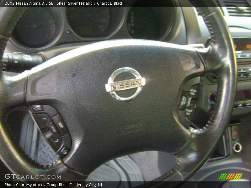 Sheer Silver Metallic / Charcoal Black 2002 Nissan Altima 3.5 SE