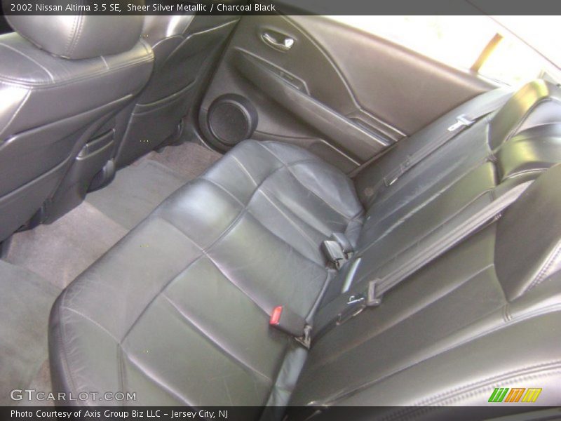 Sheer Silver Metallic / Charcoal Black 2002 Nissan Altima 3.5 SE