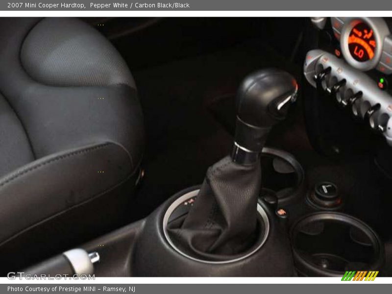Pepper White / Carbon Black/Black 2007 Mini Cooper Hardtop