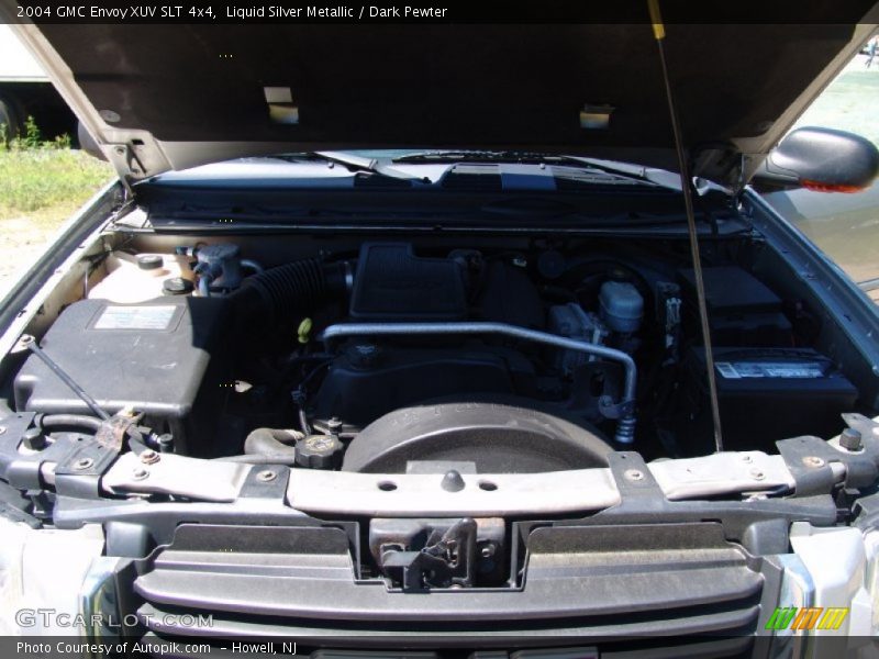 Liquid Silver Metallic / Dark Pewter 2004 GMC Envoy XUV SLT 4x4