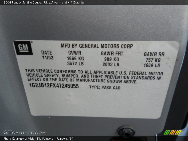 Ultra Silver Metallic / Graphite 2004 Pontiac Sunfire Coupe