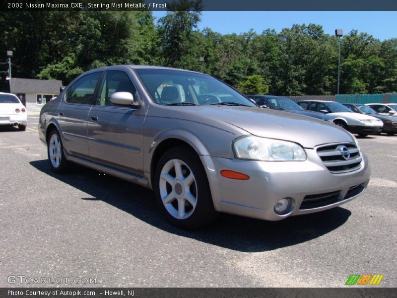 Sterling Mist Metallic / Frost 2002 Nissan Maxima GXE