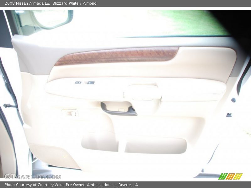 Blizzard White / Almond 2008 Nissan Armada LE