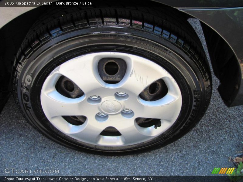 Dark Bronze / Beige 2005 Kia Spectra LX Sedan
