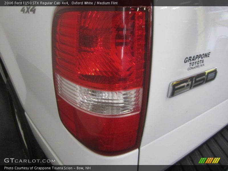 Oxford White / Medium Flint 2006 Ford F150 STX Regular Cab 4x4