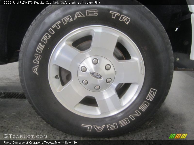 Oxford White / Medium Flint 2006 Ford F150 STX Regular Cab 4x4