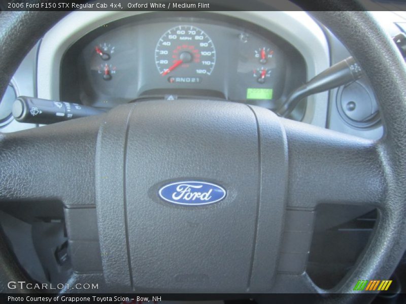 Oxford White / Medium Flint 2006 Ford F150 STX Regular Cab 4x4