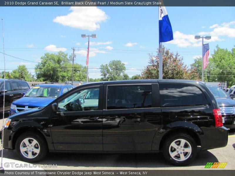 Brilliant Black Crystal Pearl / Medium Slate Gray/Light Shale 2010 Dodge Grand Caravan SE