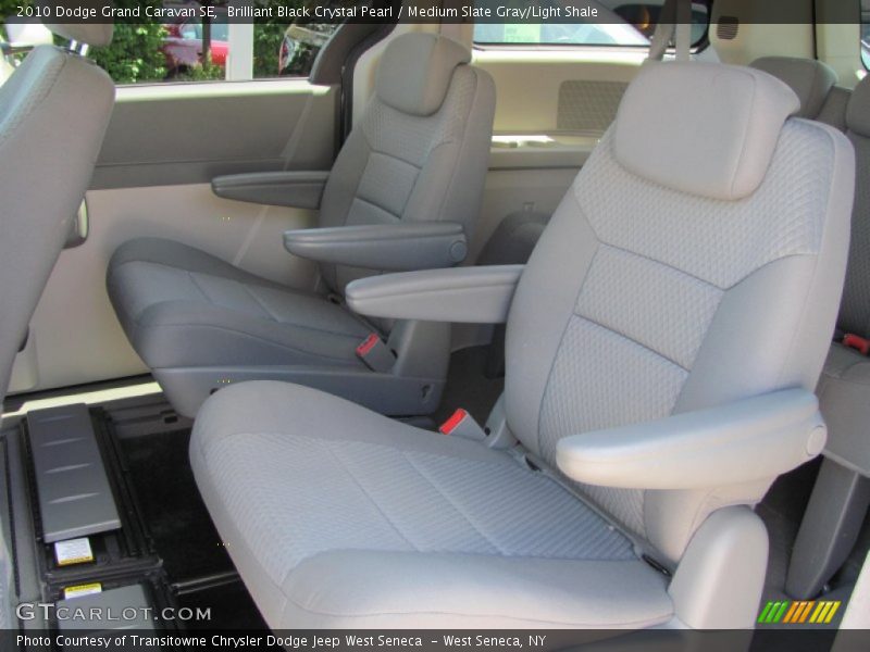 Brilliant Black Crystal Pearl / Medium Slate Gray/Light Shale 2010 Dodge Grand Caravan SE