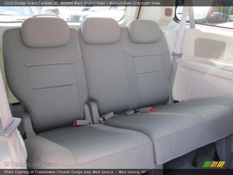 Brilliant Black Crystal Pearl / Medium Slate Gray/Light Shale 2010 Dodge Grand Caravan SE