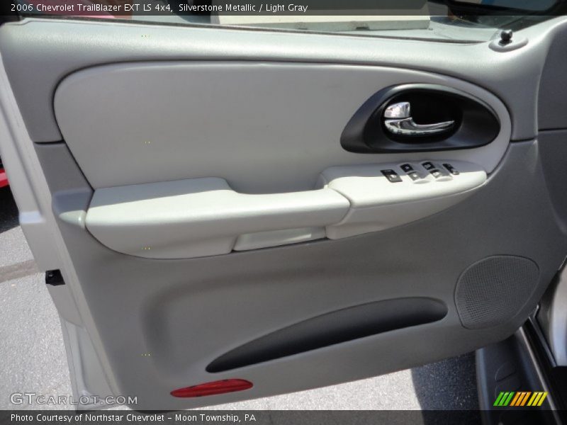 Silverstone Metallic / Light Gray 2006 Chevrolet TrailBlazer EXT LS 4x4