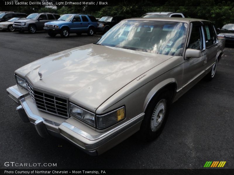 Light Driftwood Metallic / Black 1993 Cadillac DeVille Sedan